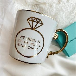 He liked it so he put a ring on it engagement mug / fiancé mug / engaged / mrs